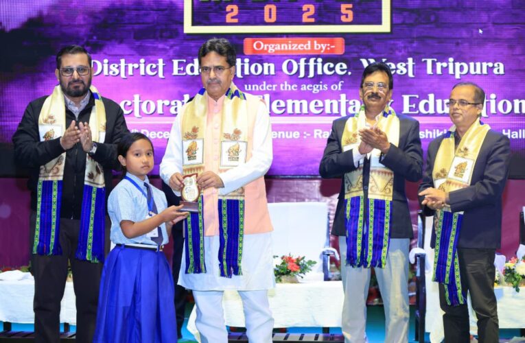 খেলাচ্ছলে শিশুদের আরও ভাল শিখতে সহায়তা করে: মুখ্যমন্ত্রী