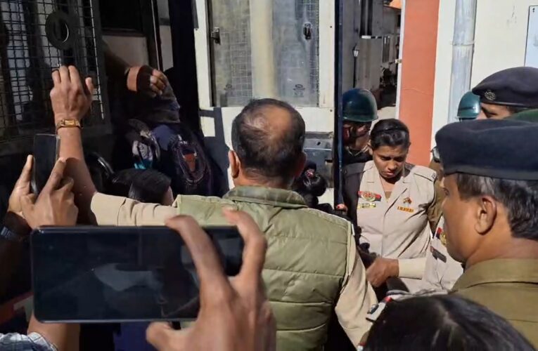 প্রসেনজিৎ সরকারের মৃত্যুকান্ডে ৩ অভিযুক্তের জেল হাজতের নির্দেশ আদালতের।