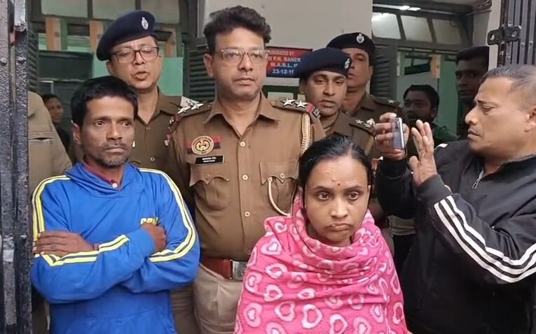 শররে সংলগ্ন বৃদ্ধ মহিলার হত্যাকান্ডে গ্রেফতার মেয়ে ও জামাতা।