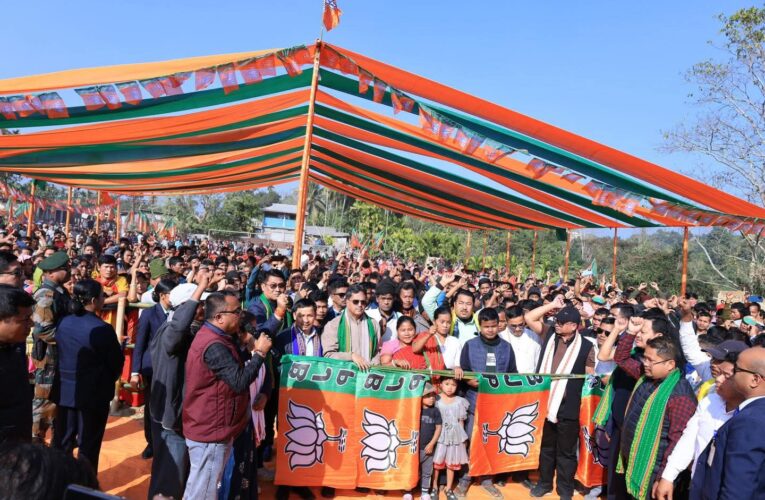 সিপিএম এখনো জাতি জনজাতির মধ্যে বিভেদ সৃষ্টির জন্য নানাভাবে সুড়সুড়ি দেয়: মুখ্যমন্ত্রী